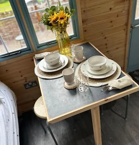 Heron Leap Camping *